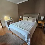 Bed & Breakfast Alfatima Manteigas